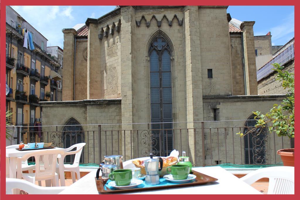 B&B La Storia Di Napoli Exterior foto